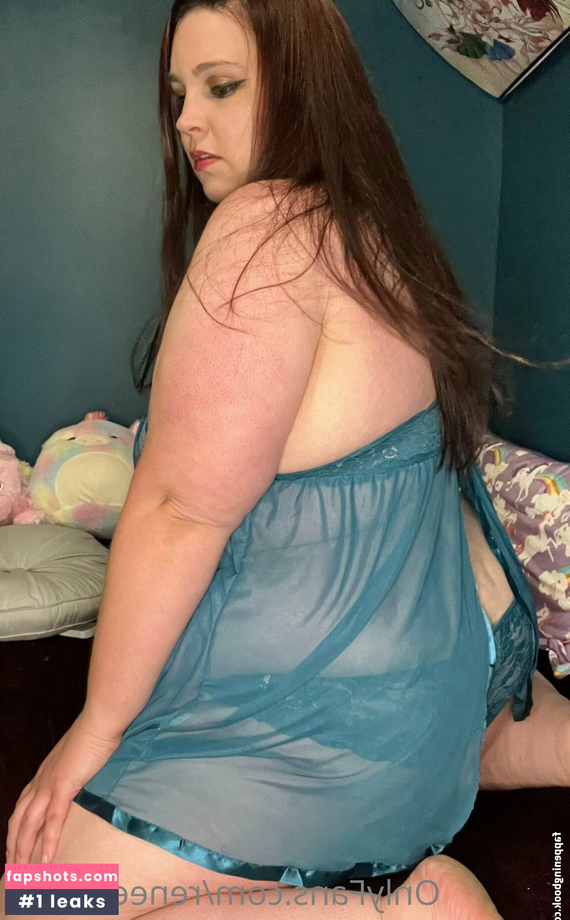 renee.skies8 nude babe gallery