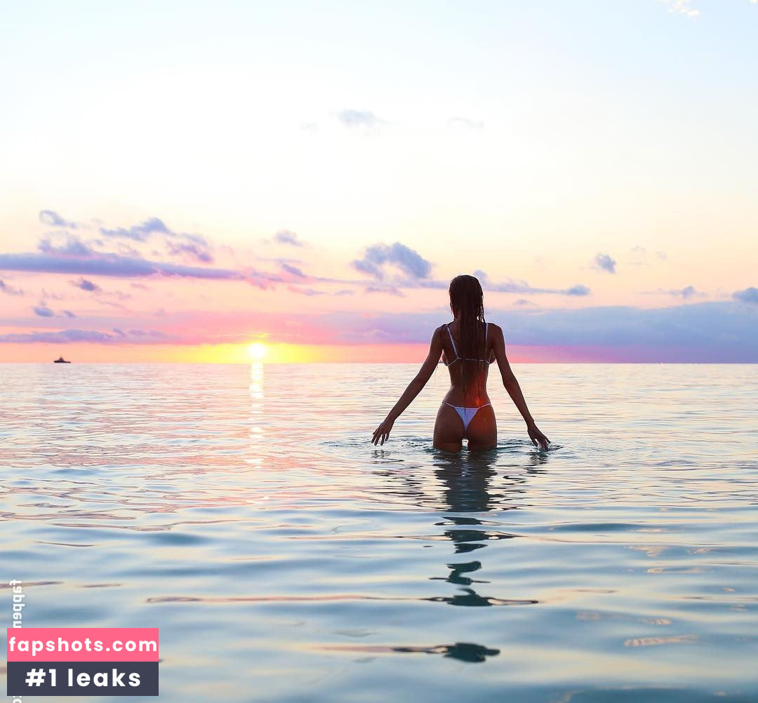 Renee Somerfield Nude Leaks OnlyFans Photos #31 - Fapshots