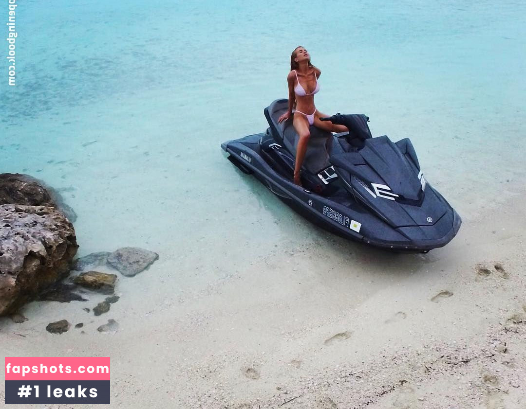 Renee Somerfield Nude Leaks OnlyFans Photos #38 - Fapshots