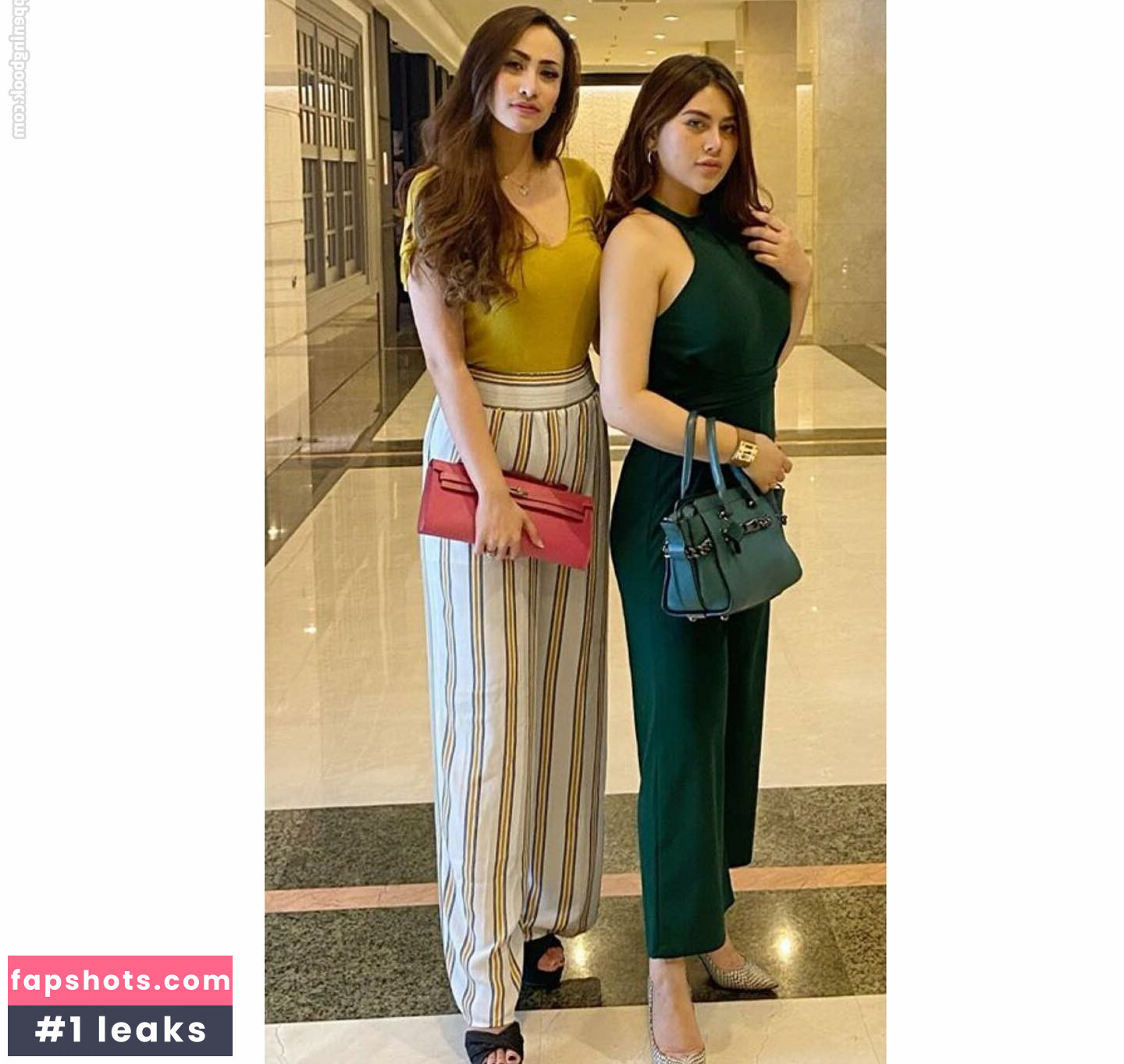 Renna Dyana gallery photo #47