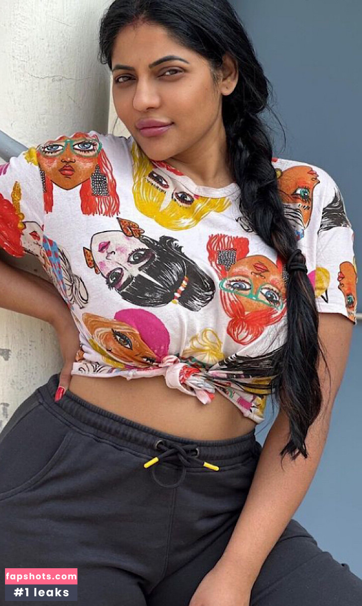 Reshma Pasupuleti gallery photo #6