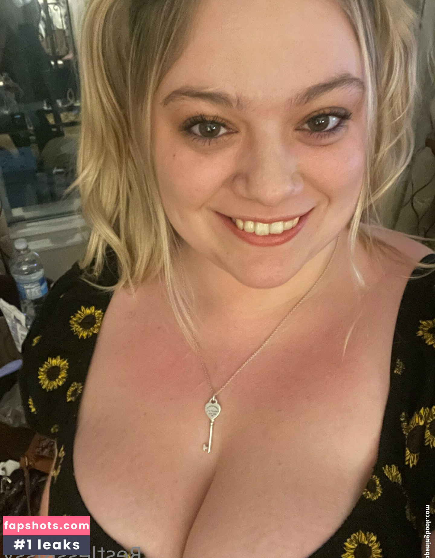 restlessrissy gallery photo #8