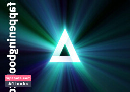 Reya Lovenlight gallery photo #10