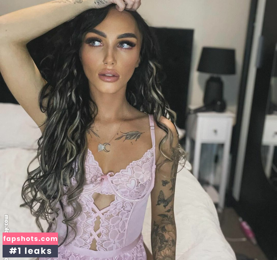 rhe_elizabethxox gallery photo #2