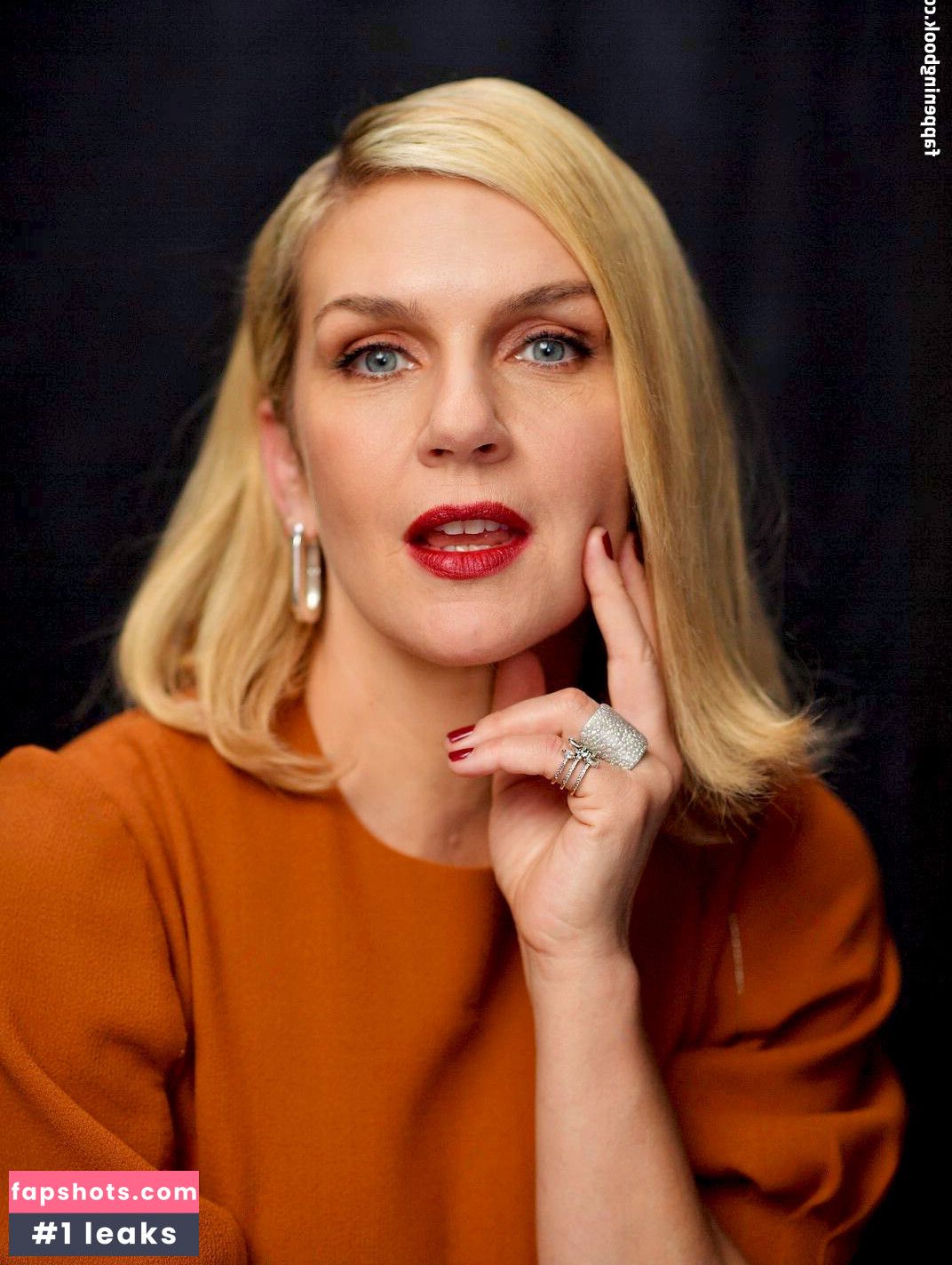 Rhea Seehorn gallery photo #13