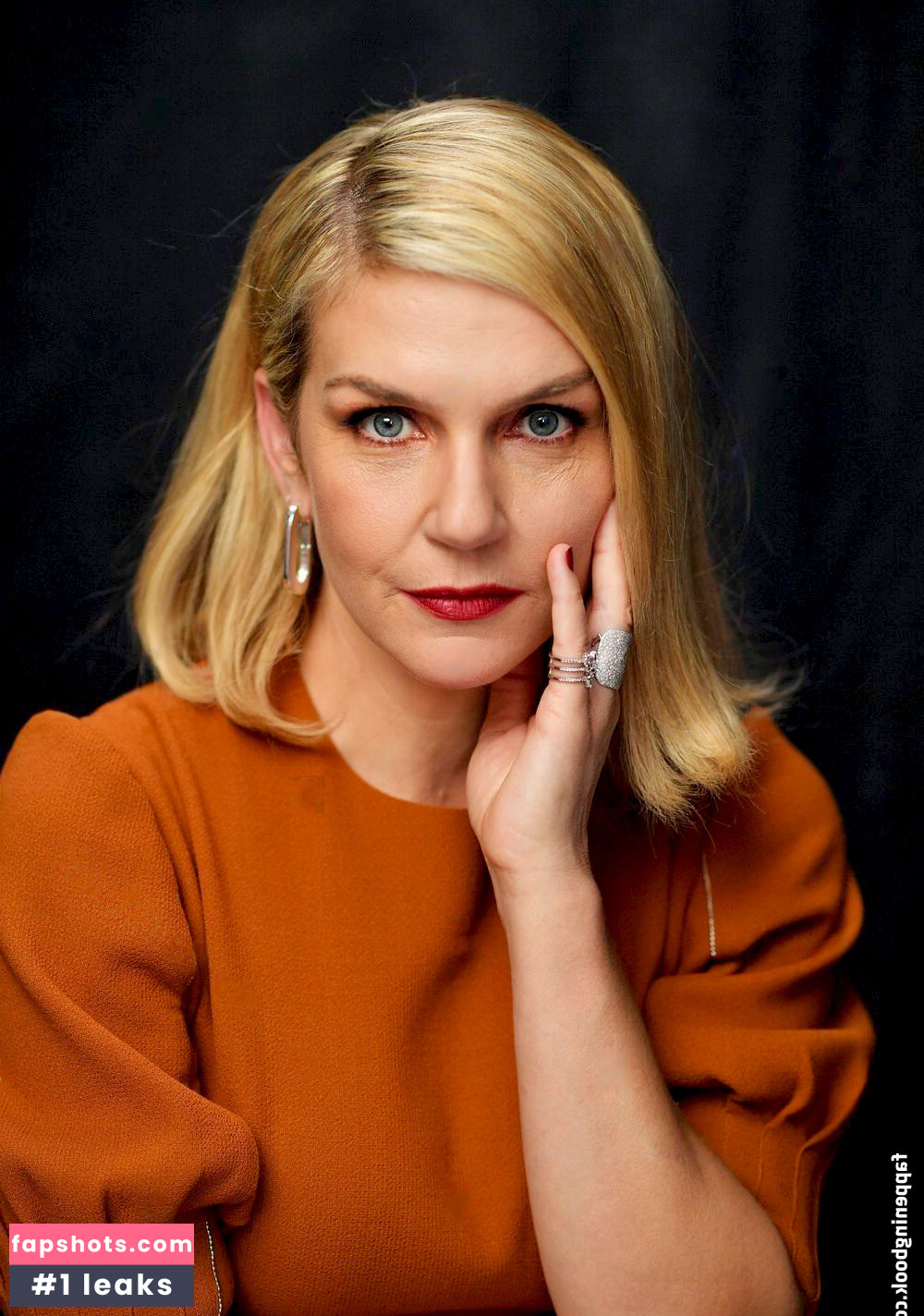 Rhea Seehorn gallery photo #17