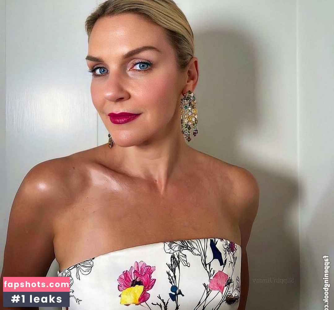 Rhea Seehorn gallery photo #31