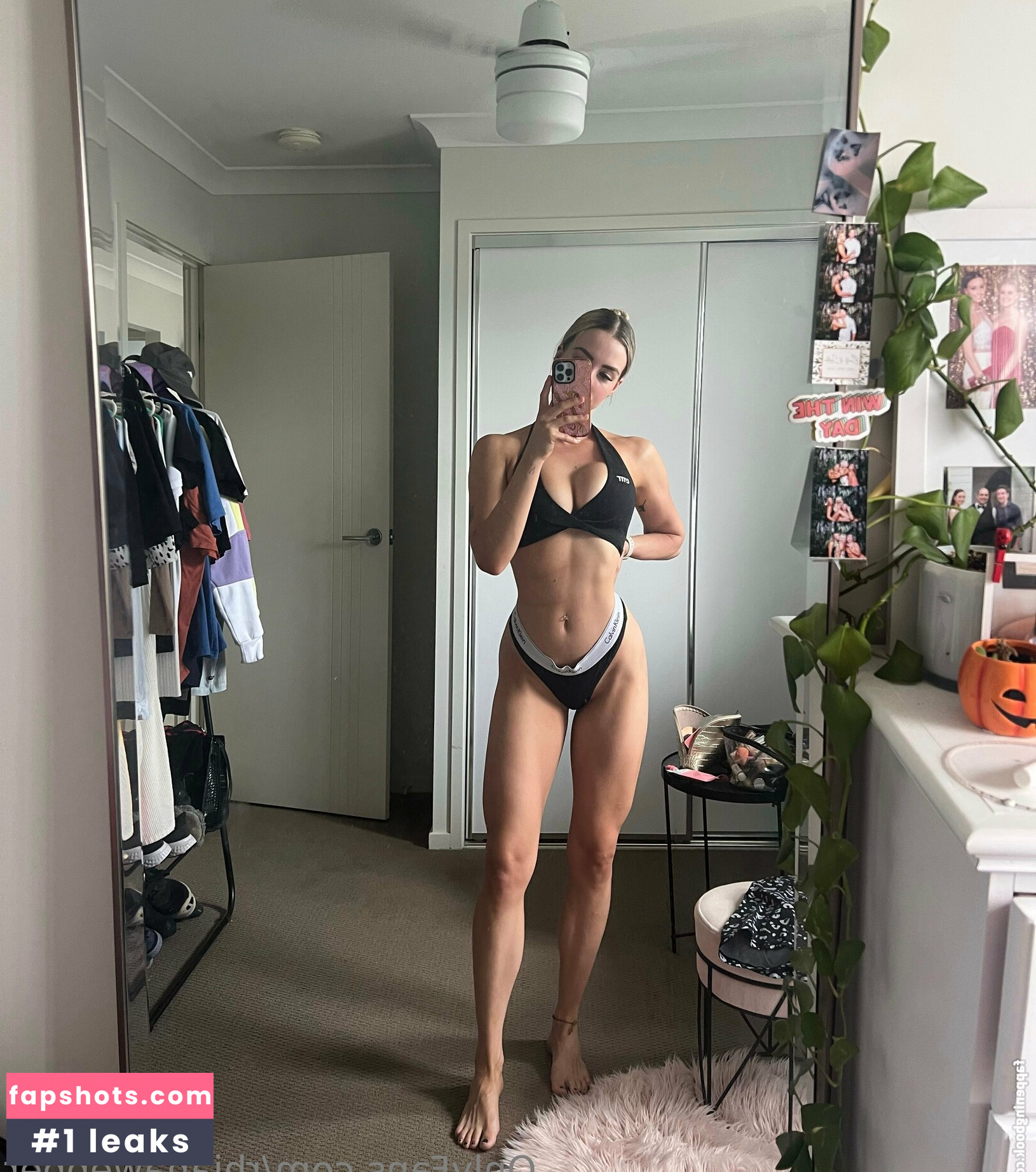 Rhiana Webber Nude Leaks OnlyFans Photos #7 - LeakJerk