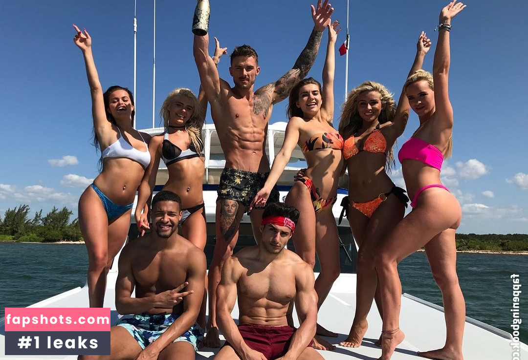 Rhianne Saxby Nude Leaks OnlyFans Photos #61 - LeakJerk