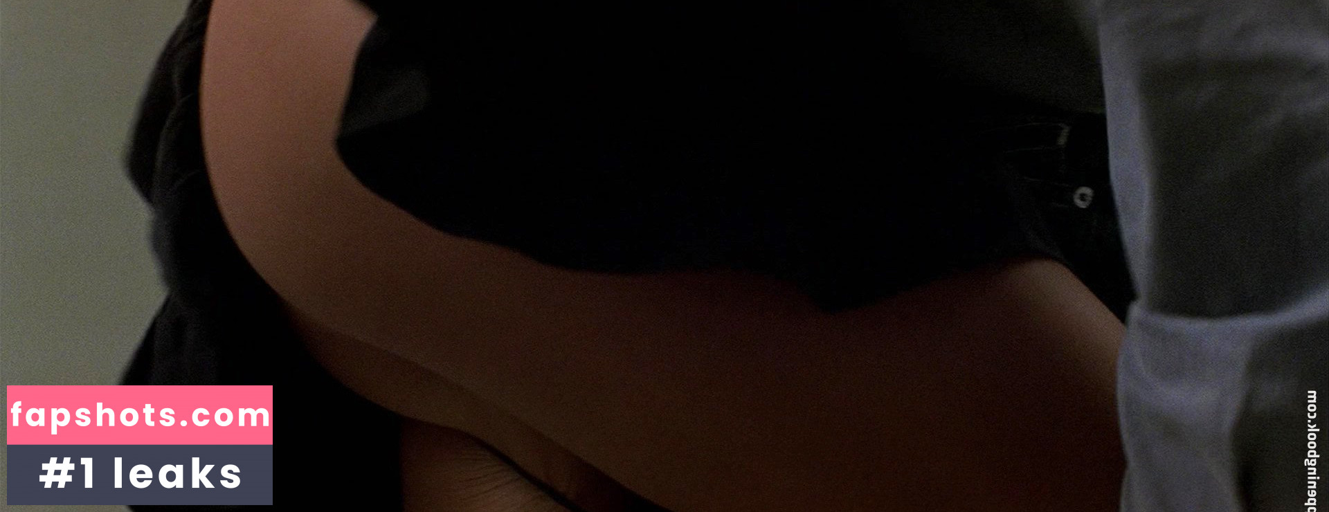 Rhona Mitra gallery photo #122