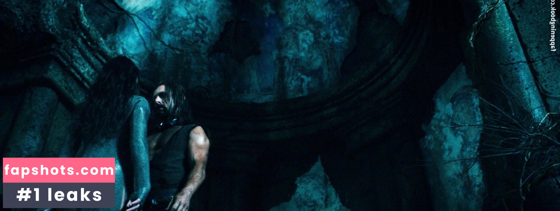 Rhona Mitra gallery photo #128