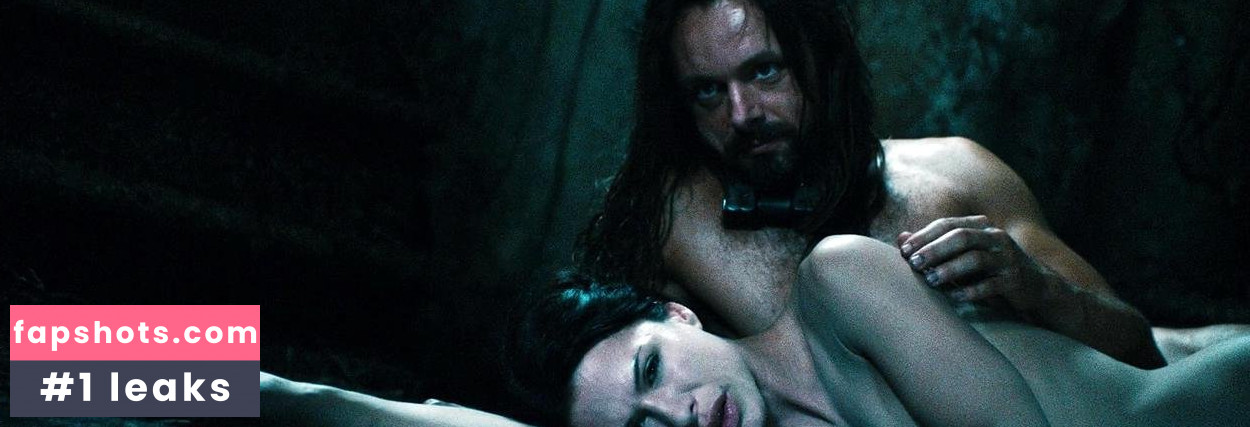 Rhona Mitra gallery photo #135