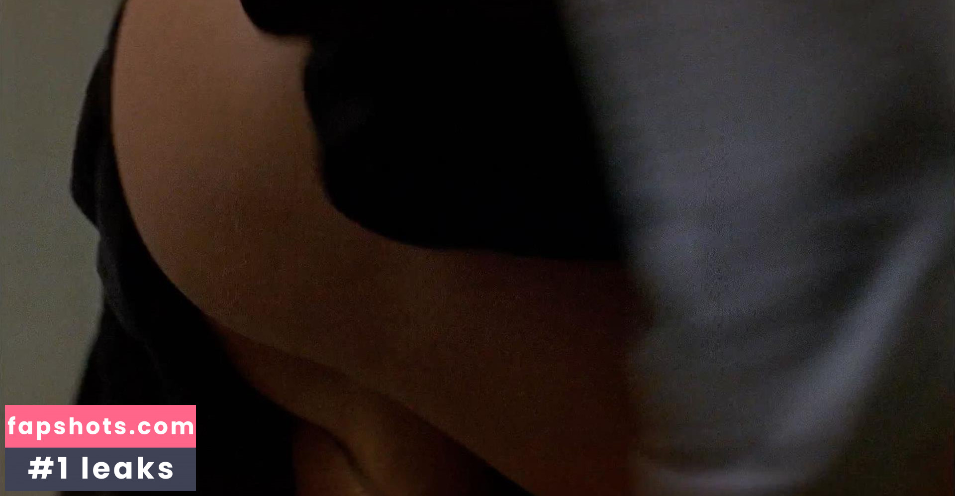 Rhona Mitra gallery photo #144