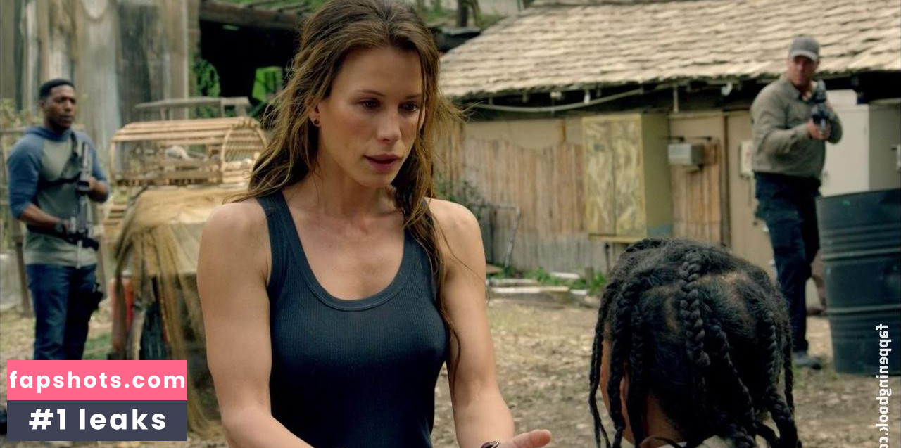 Rhona Mitra gallery photo #148