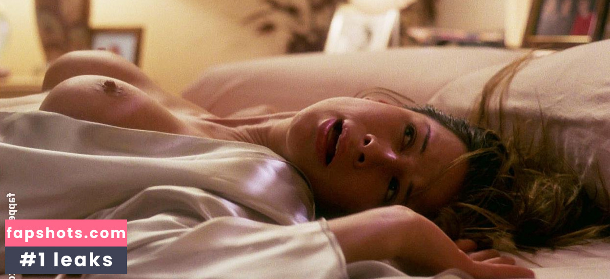 Rhona Mitra gallery photo #157