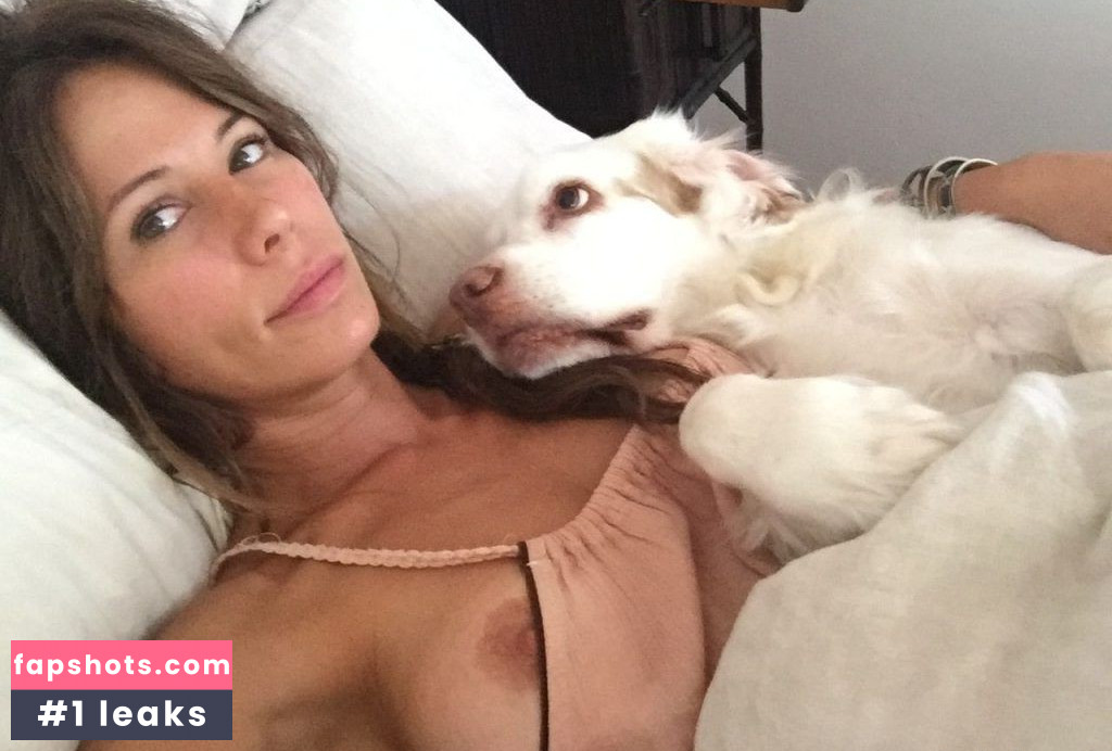 Rhona Mitra gallery photo #17