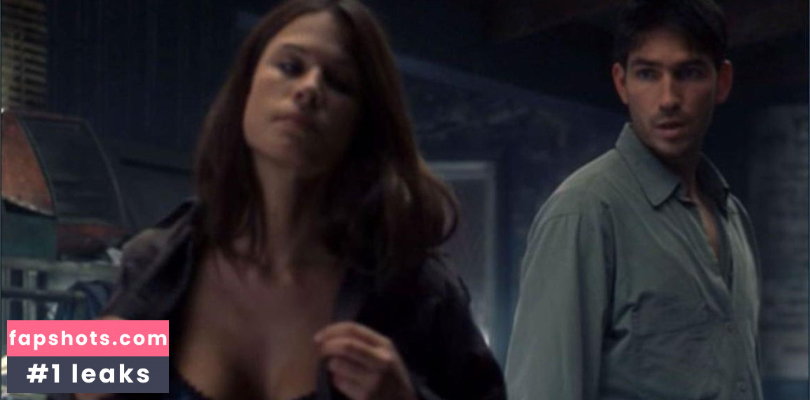 Rhona Mitra gallery photo #165