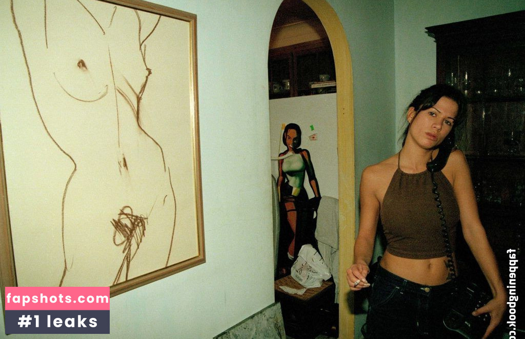 Rhona Mitra gallery photo #76