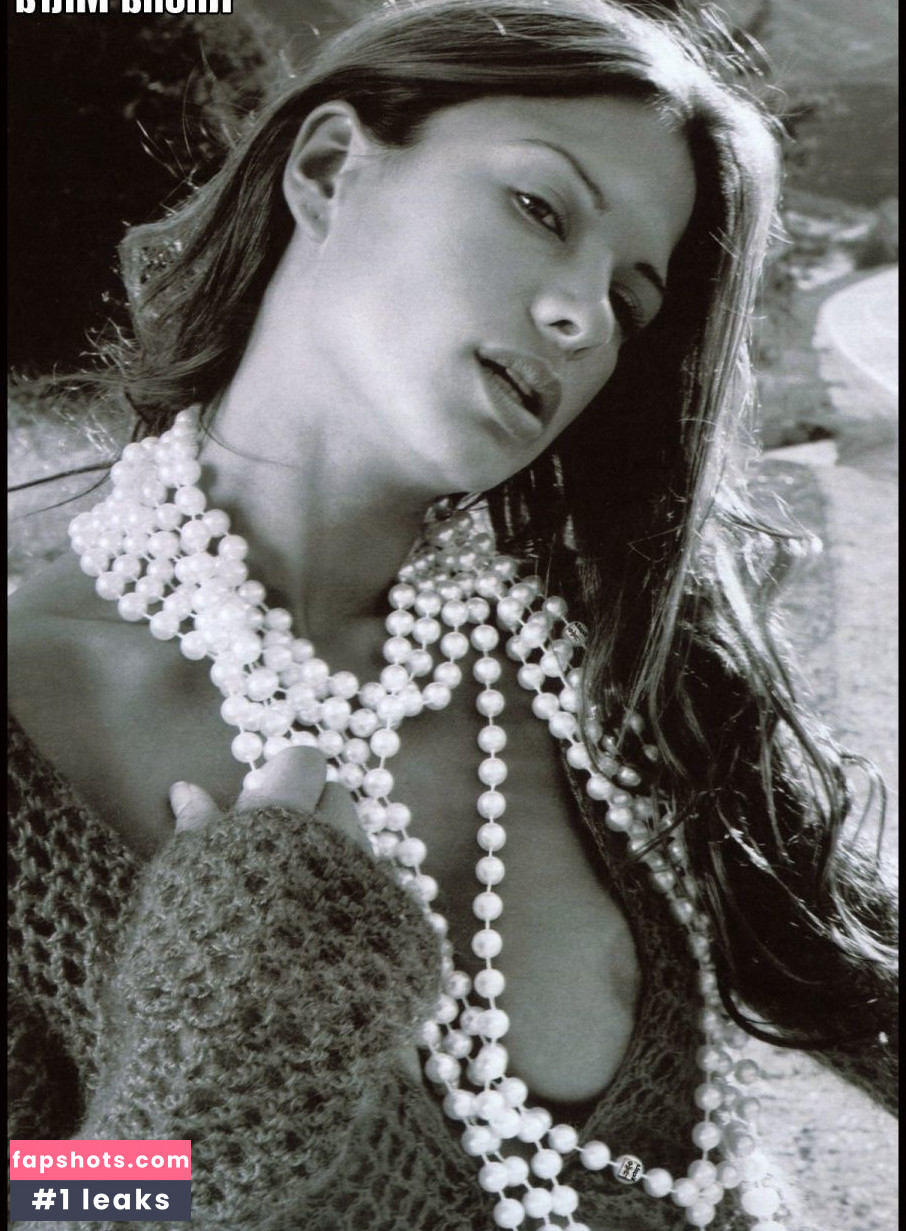 Rhona Mitra gallery photo #96