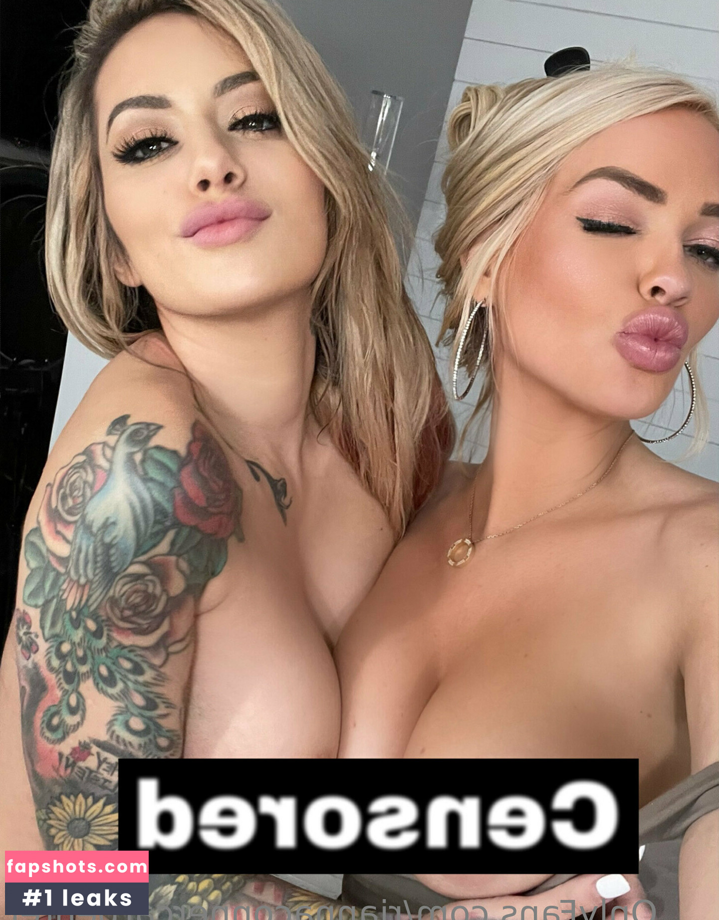 riannaconnercarpenter gallery photo #12