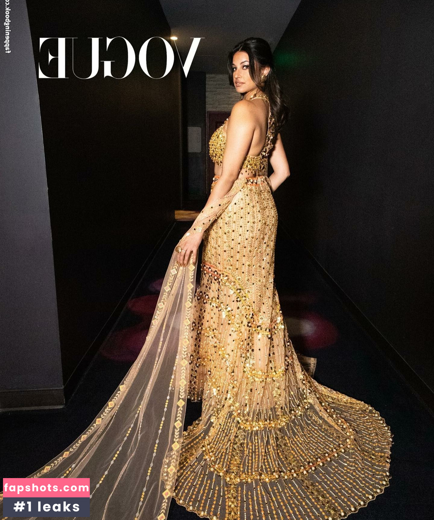 Richa Moorjani Nude Leaks OnlyFans Photos #17 - LeakJerk