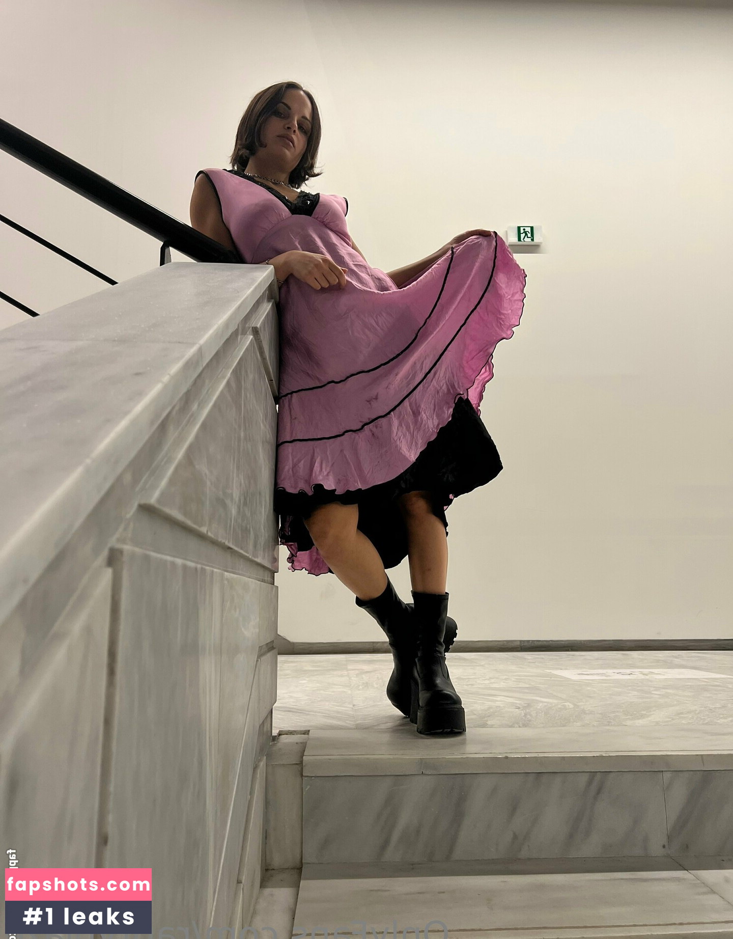 richelis gallery photo #17