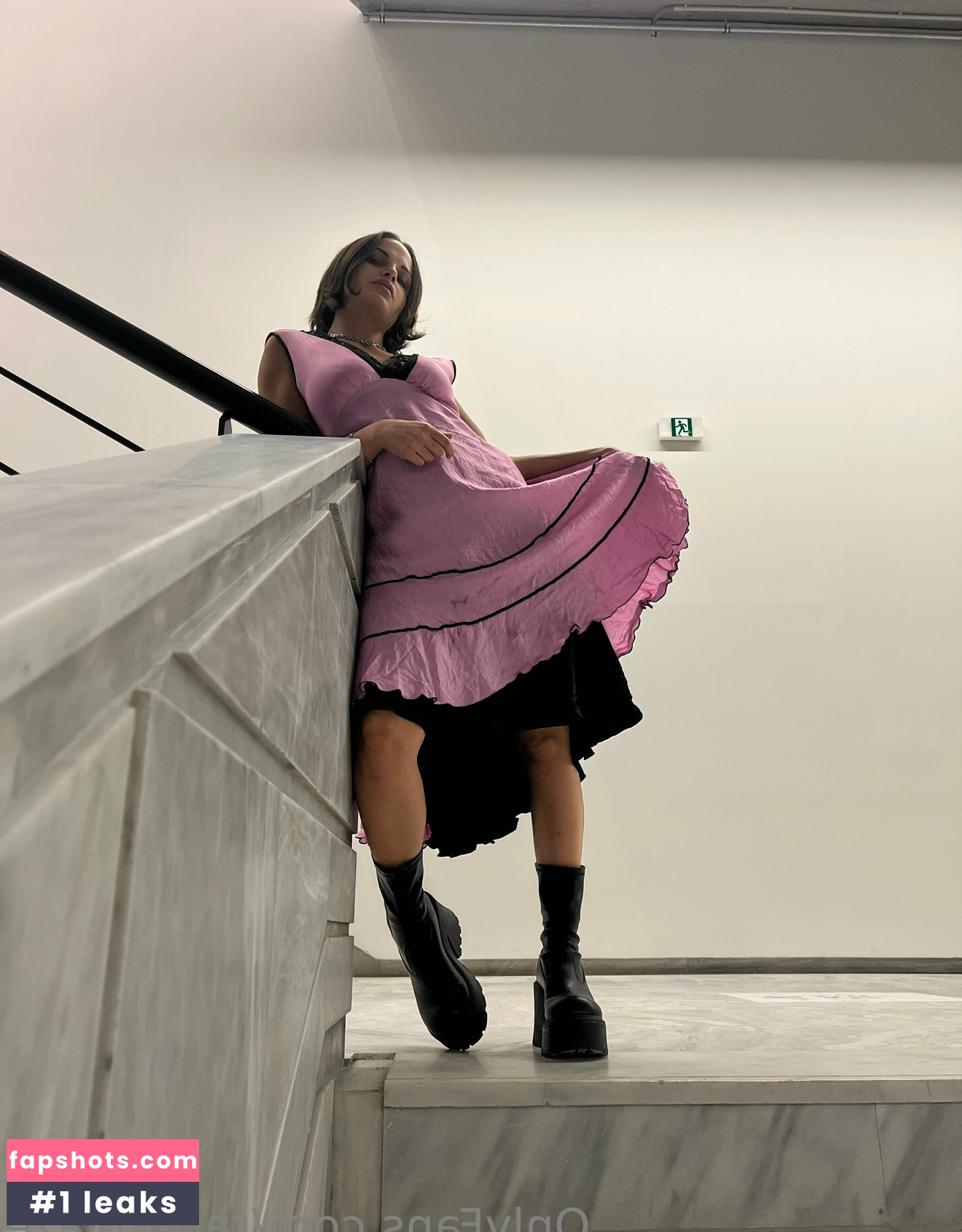 richelis gallery photo #25