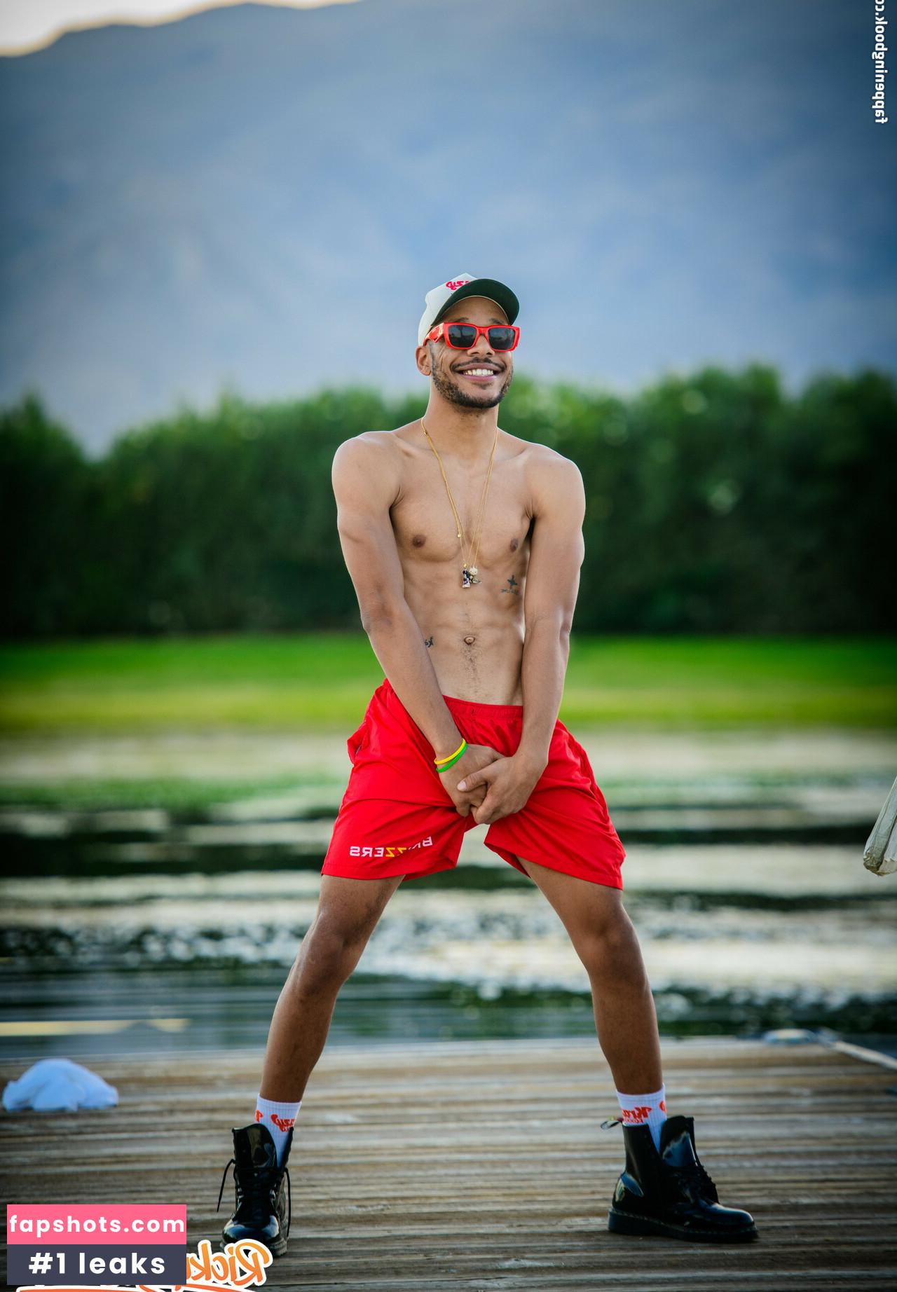 Ricky Johnson gallery photo #17