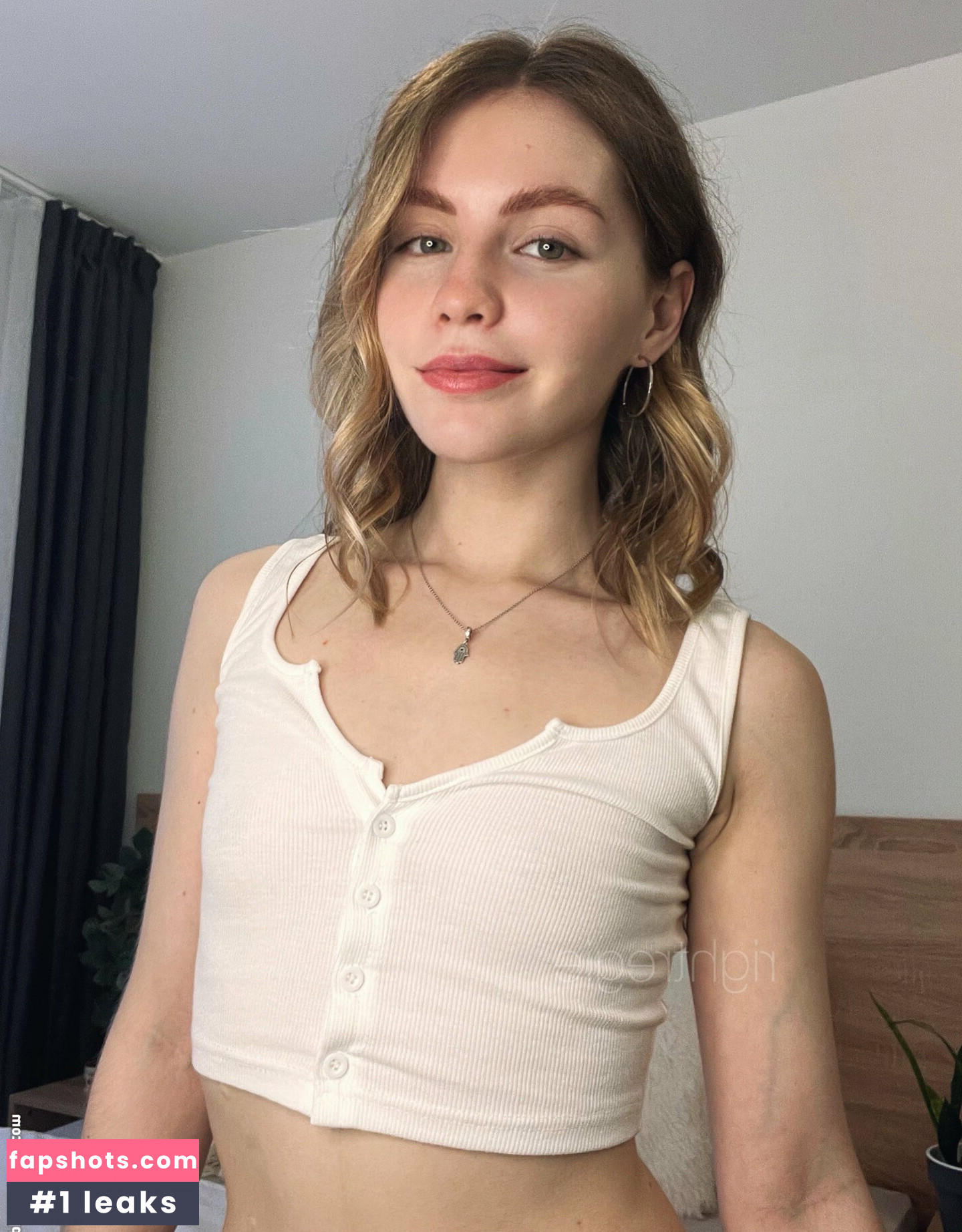 Right Regie nude babe gallery