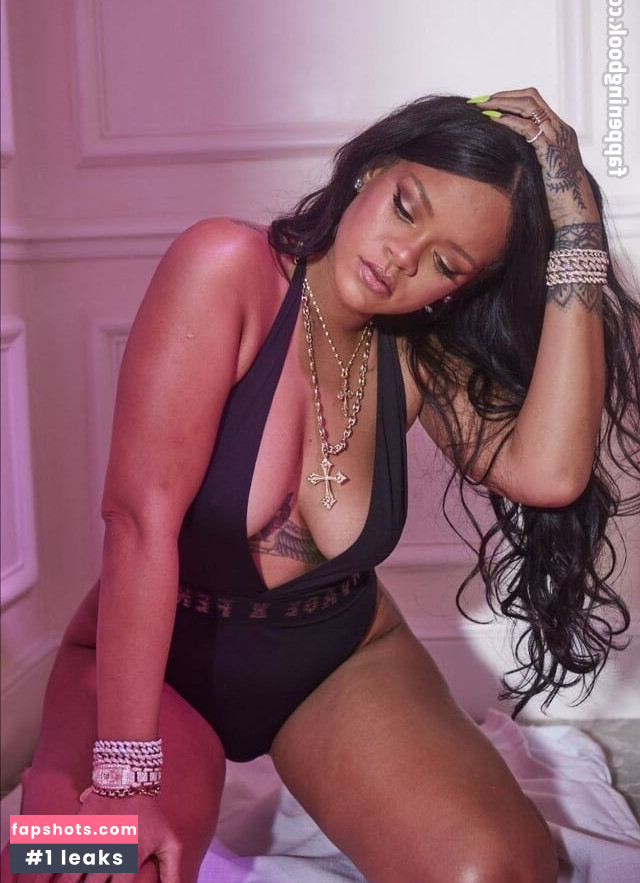 Rihanna gallery photo #11