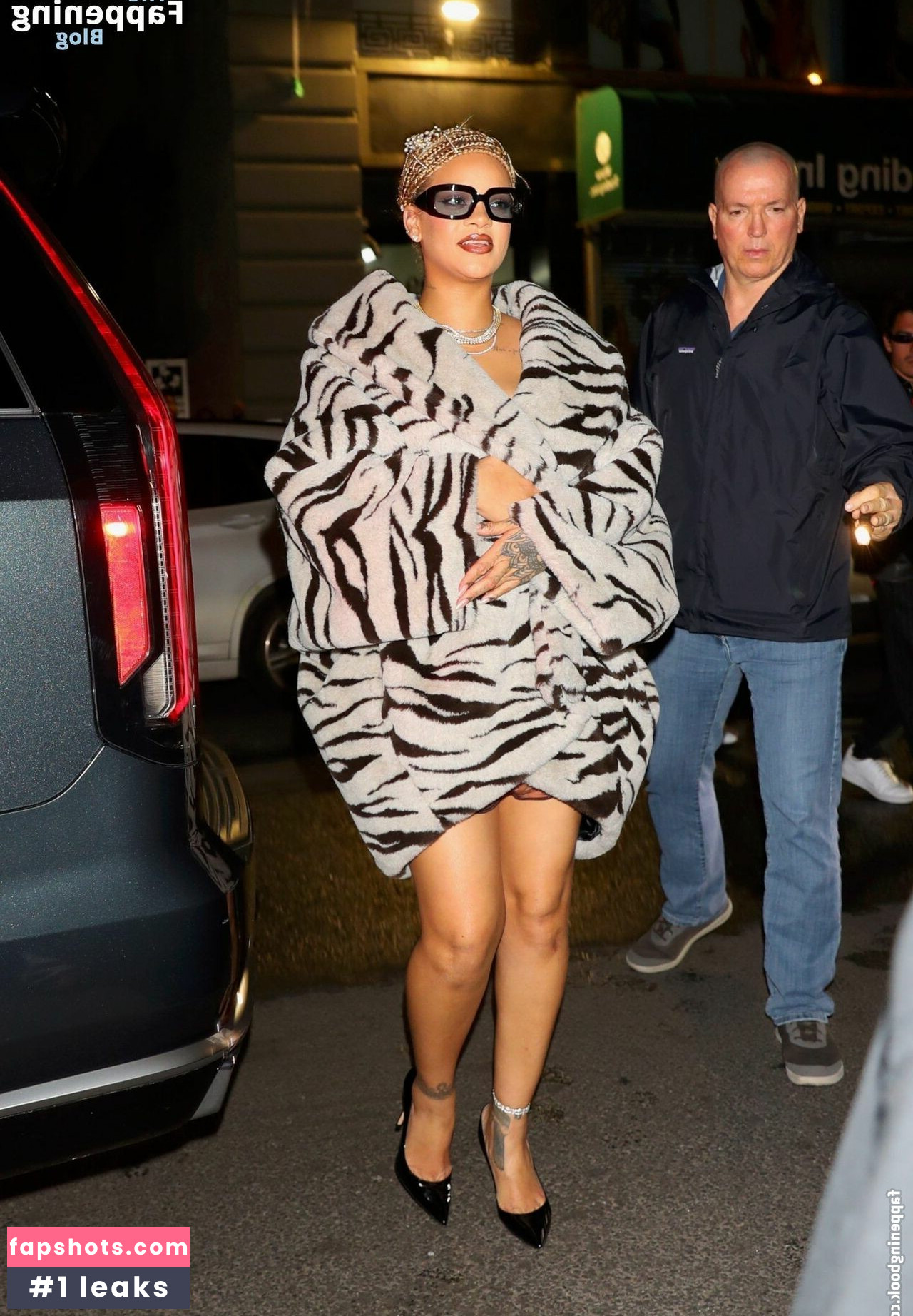 Rihanna gallery photo #1030