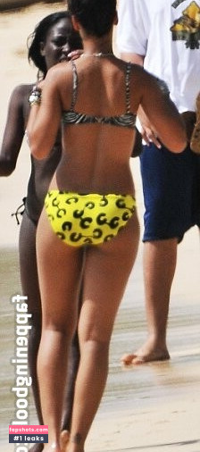 Rihanna gallery photo #105