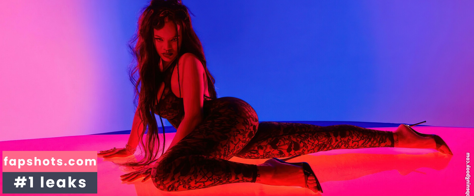 Rihanna gallery photo #1067