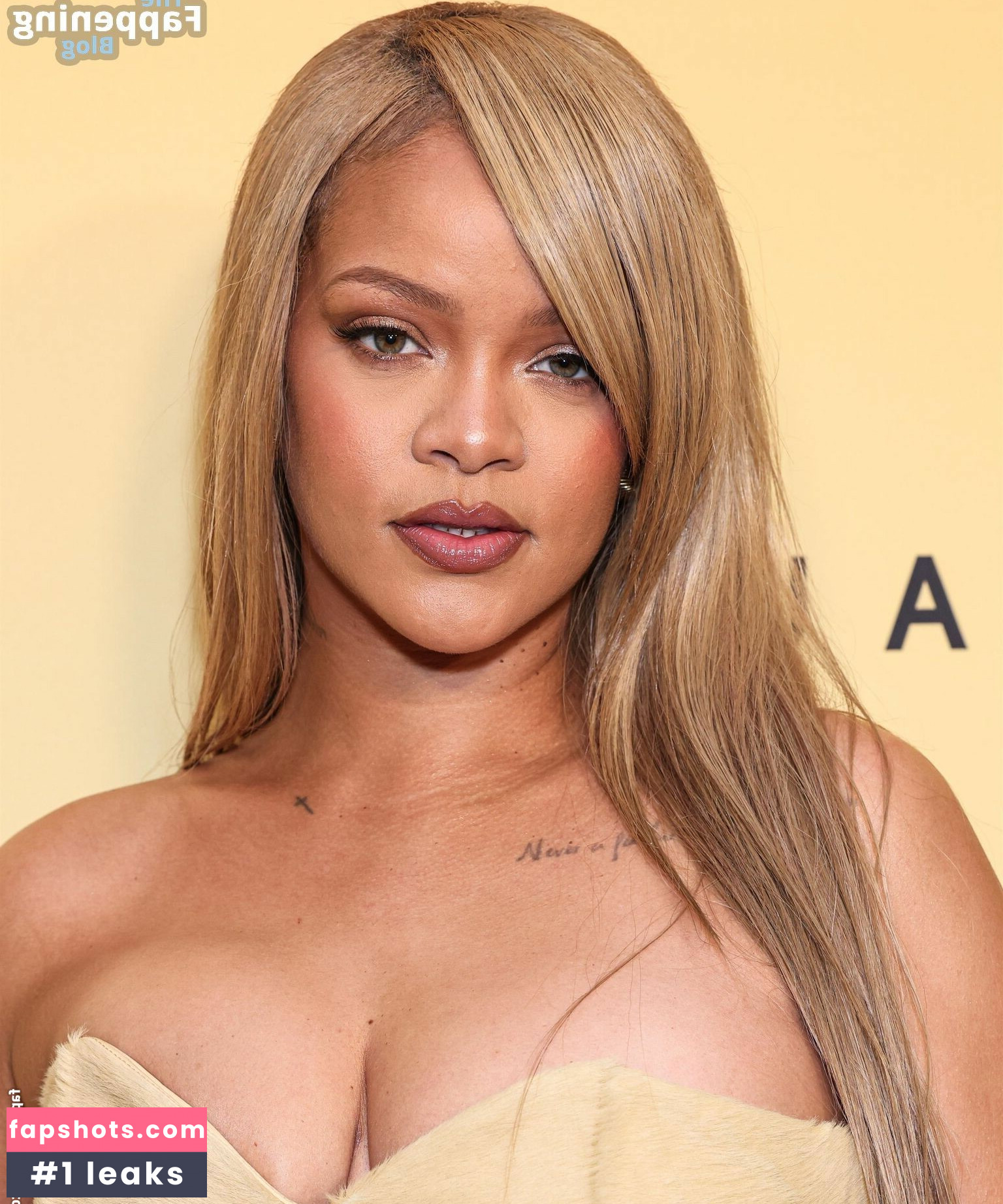 Rihanna gallery photo #1137