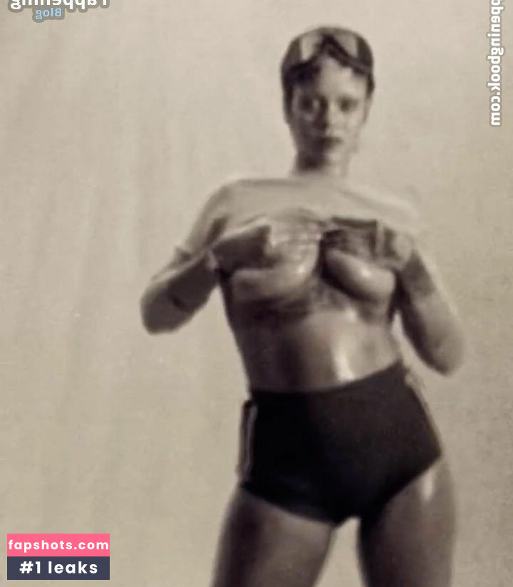 Rihanna gallery photo #1163