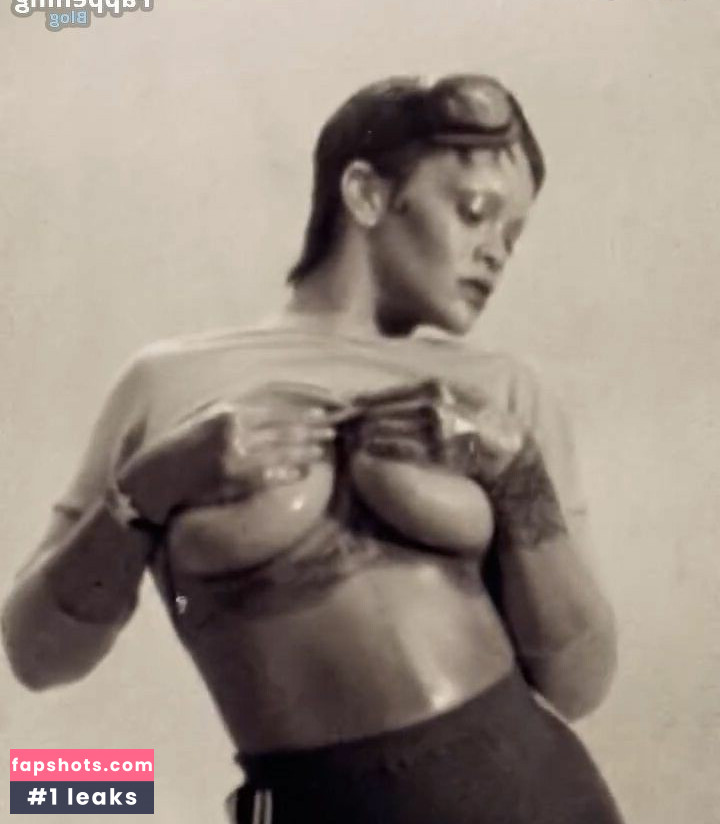 Rihanna gallery photo #1169