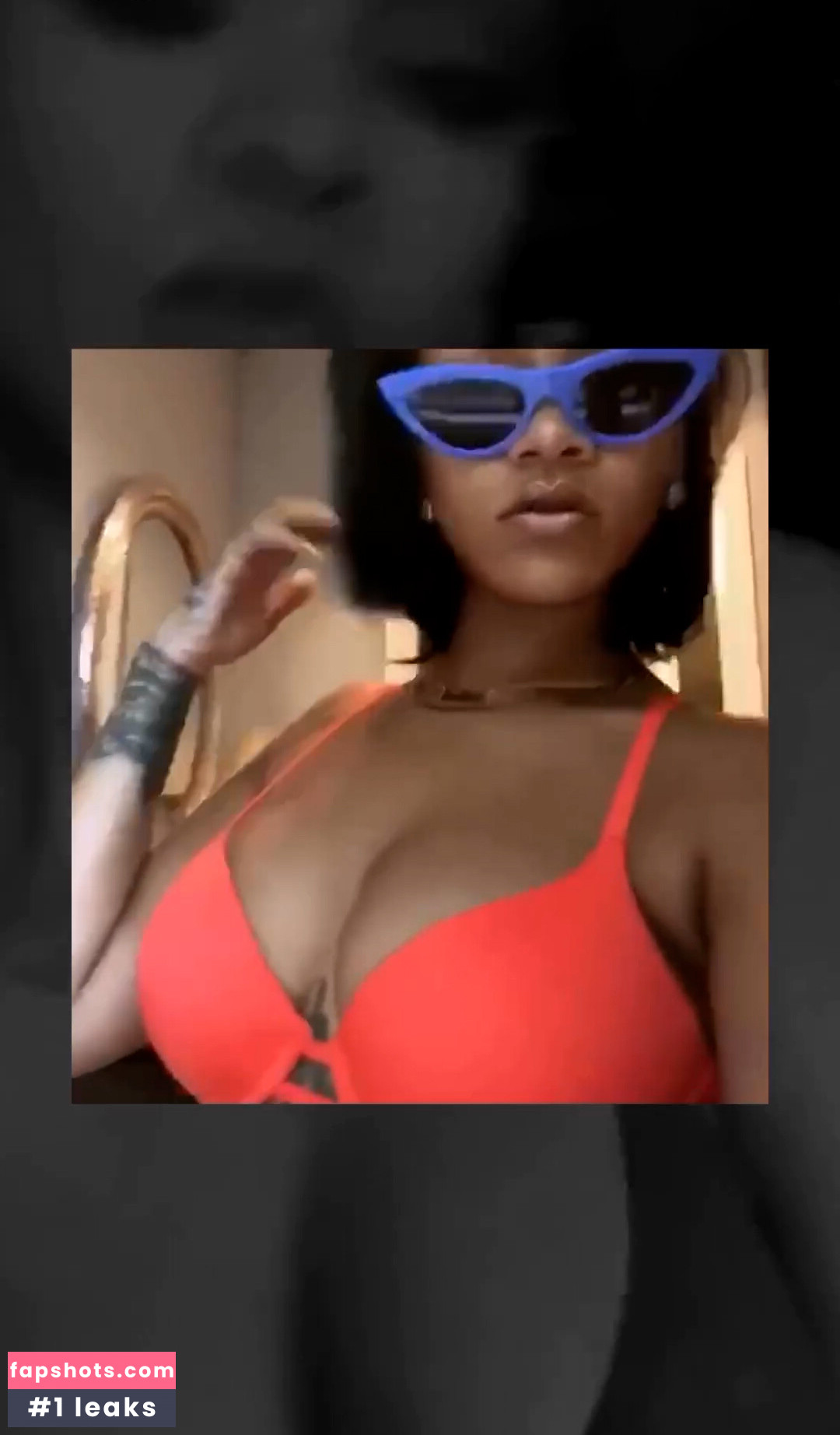 Rihanna gallery photo #1202