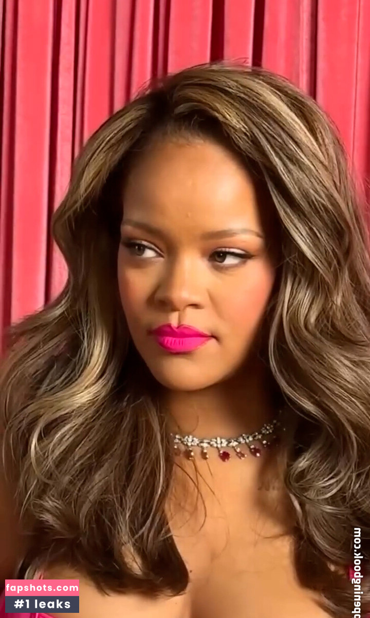 Rihanna gallery photo #1218