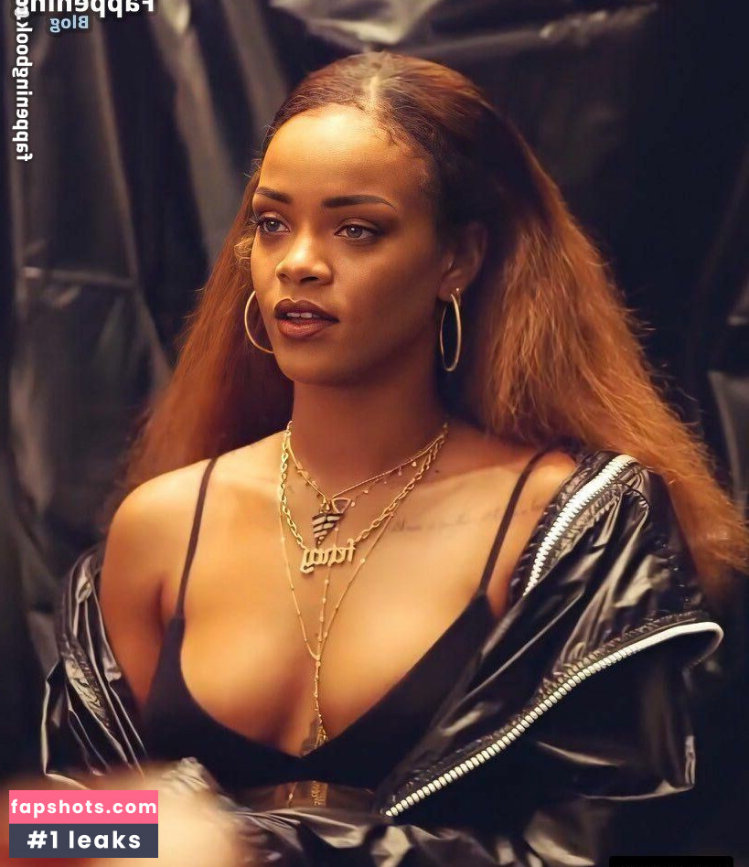 Rihanna gallery photo #1339