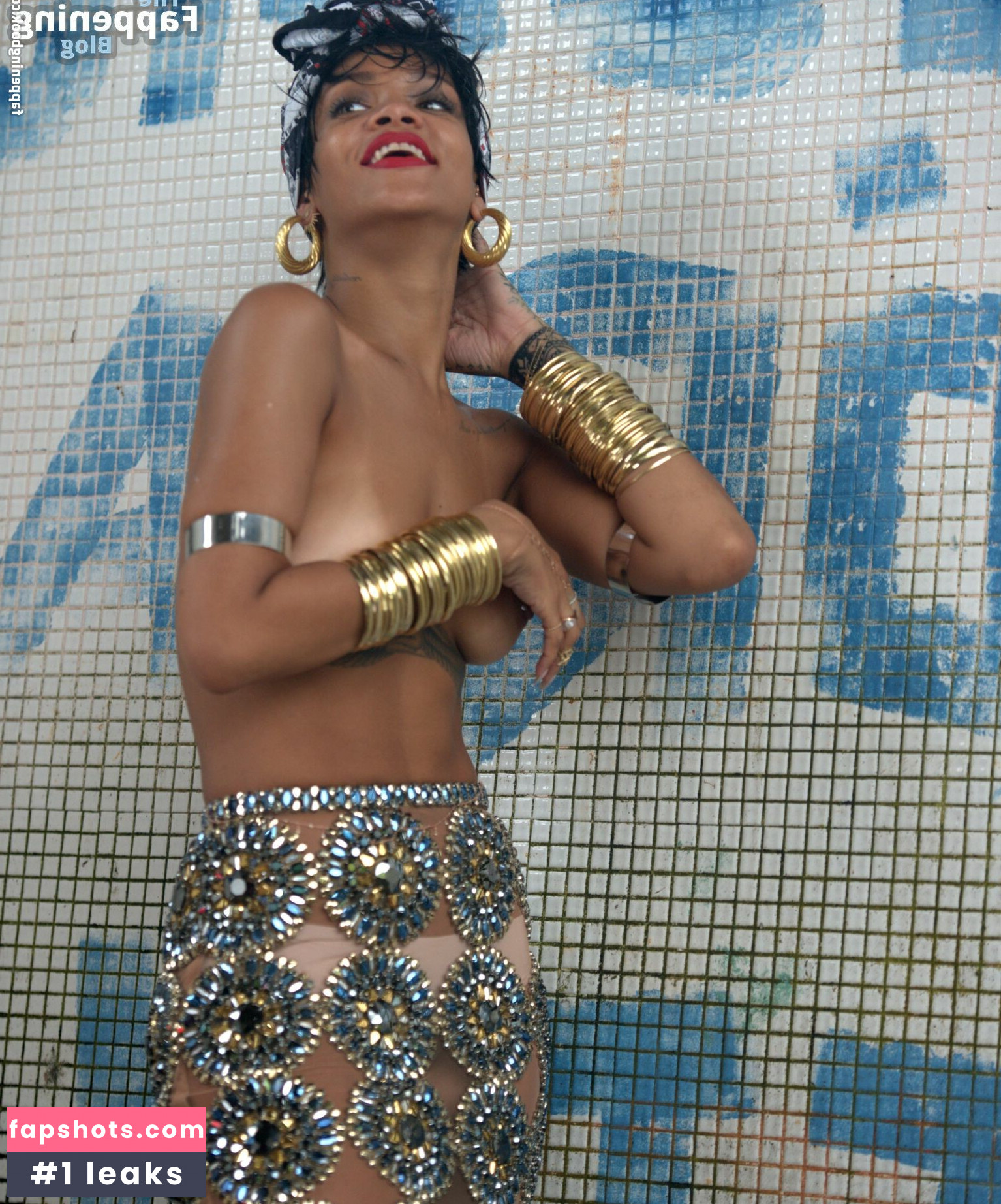 Rihanna gallery photo #1500