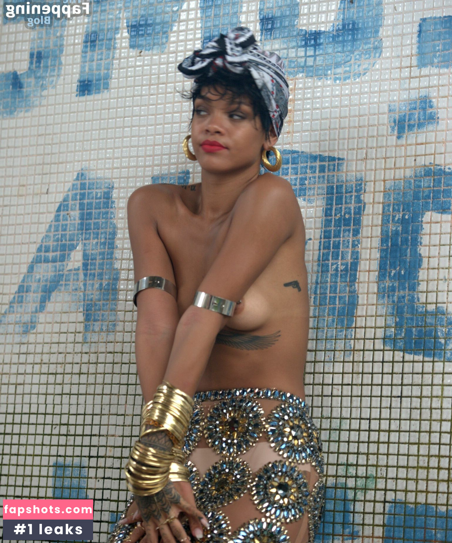 Rihanna gallery photo #1502