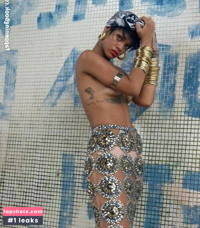 Rihanna gallery photo #1513
