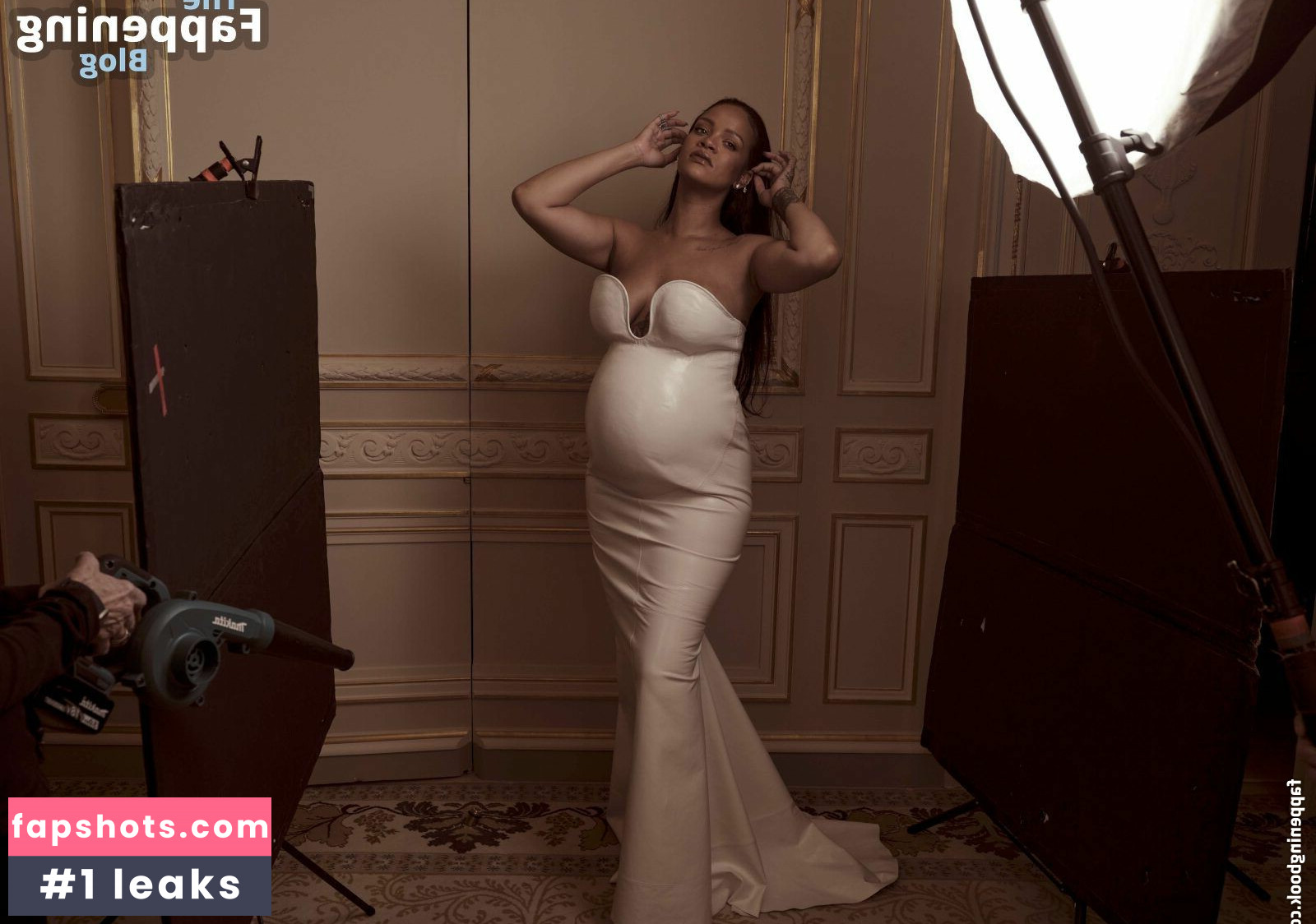 Rihanna gallery photo #1556