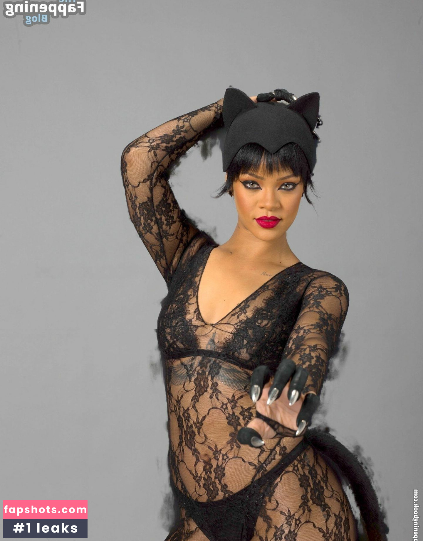 Rihanna gallery photo #1606