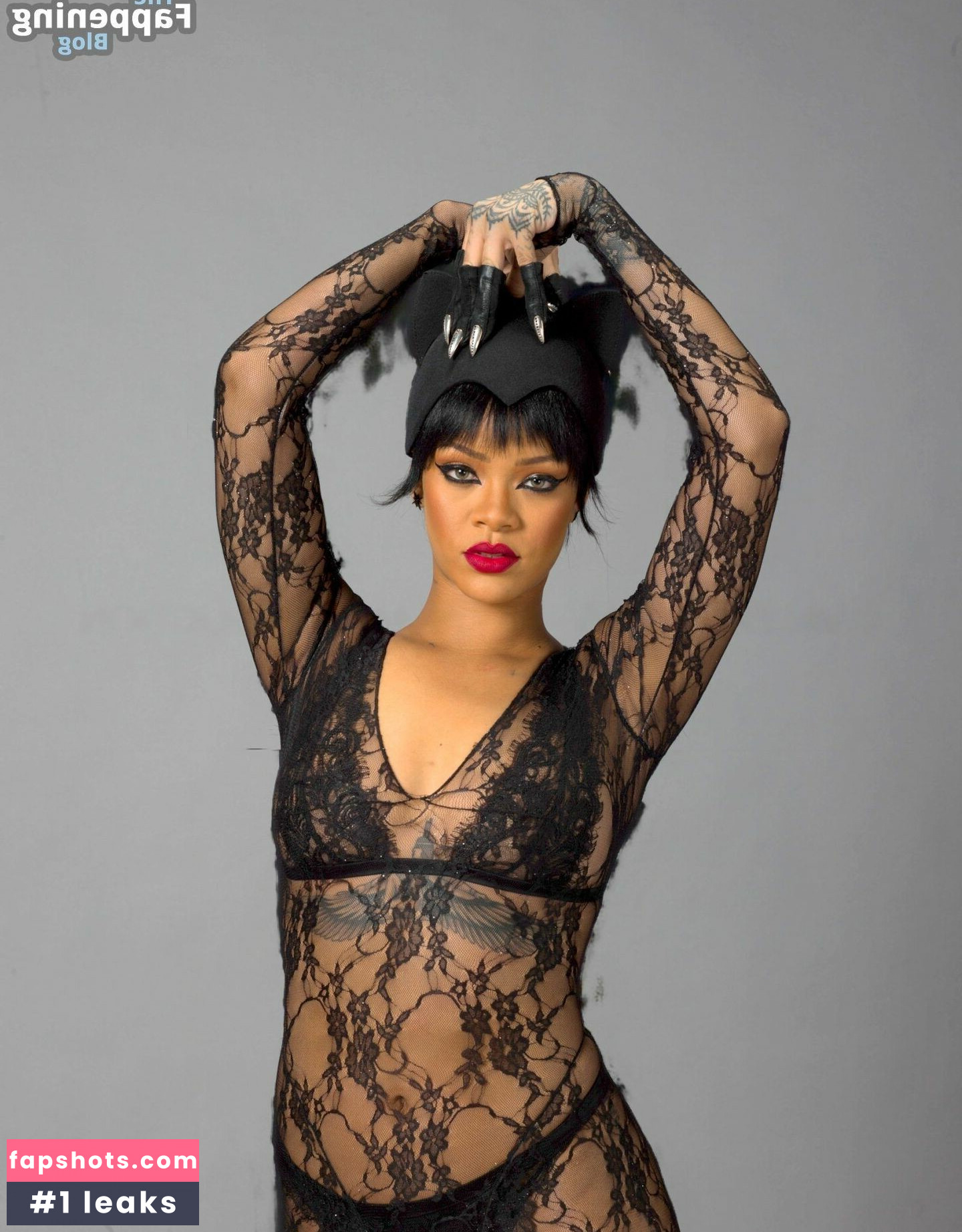 Rihanna gallery photo #1607