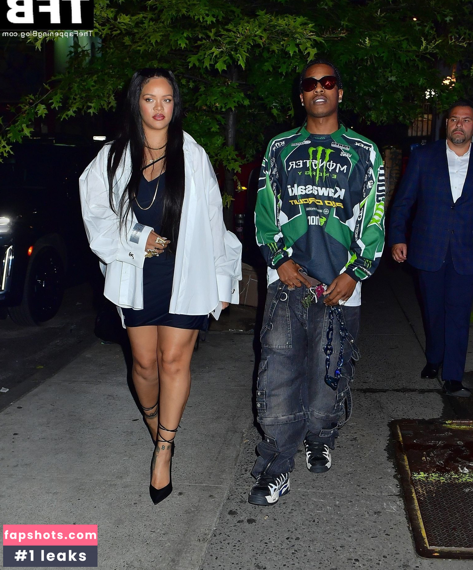 Rihanna gallery photo #1800