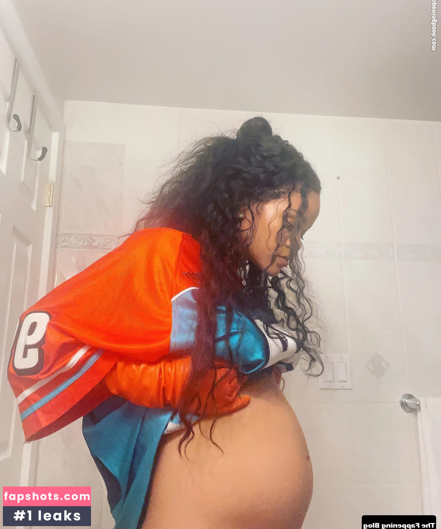 Rihanna gallery photo #1887