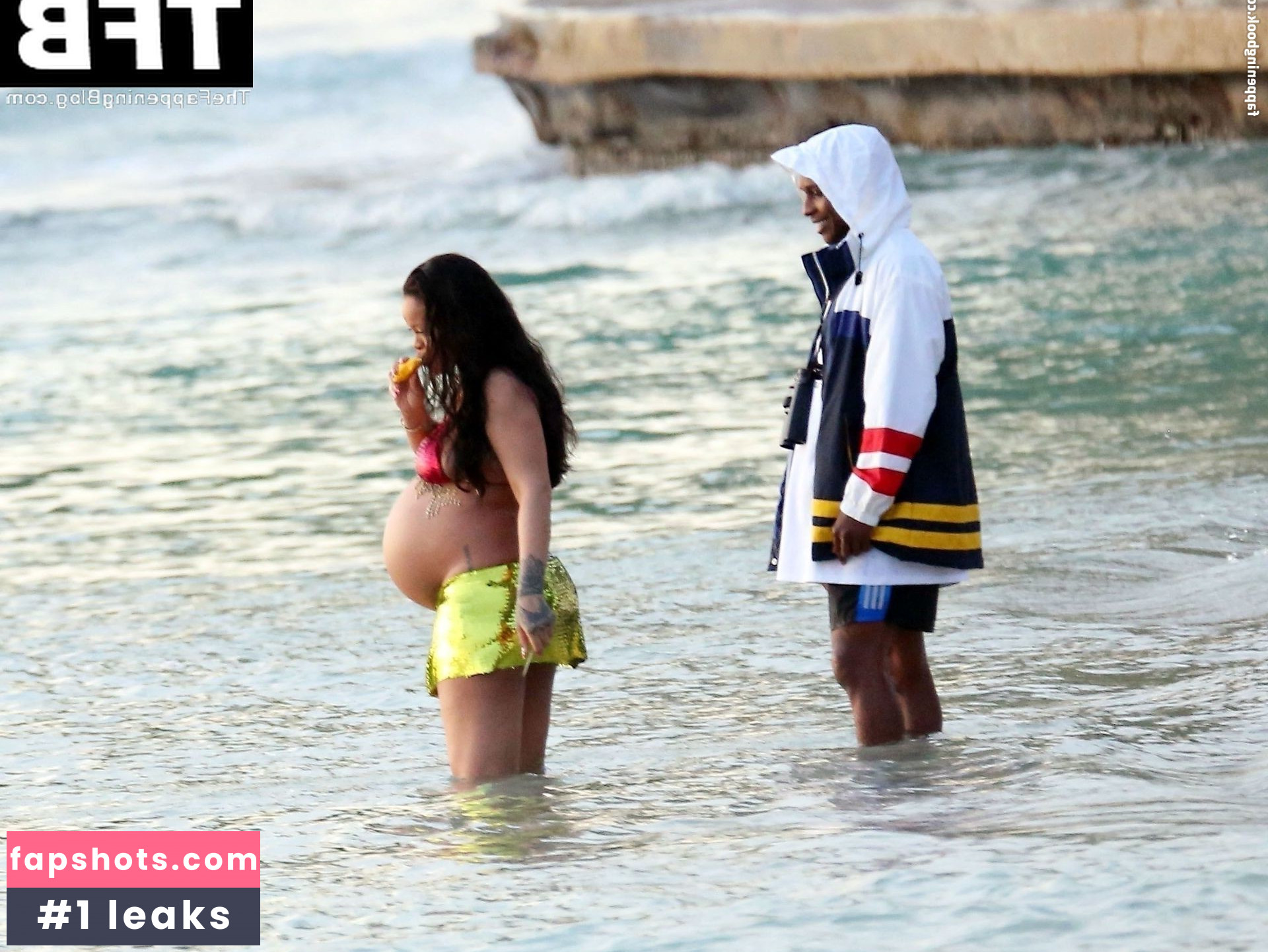 Rihanna gallery photo #1893