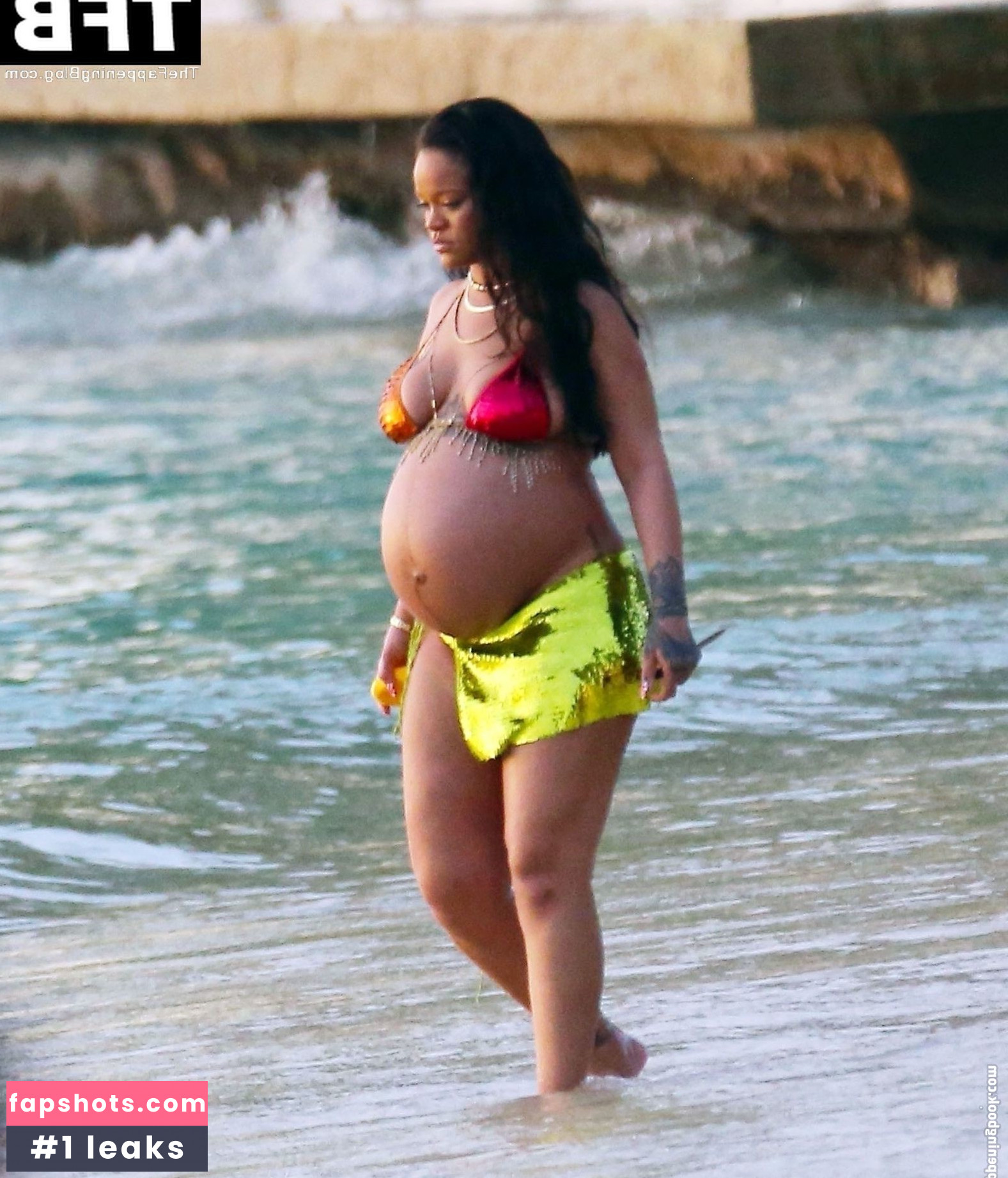 Rihanna gallery photo #1907