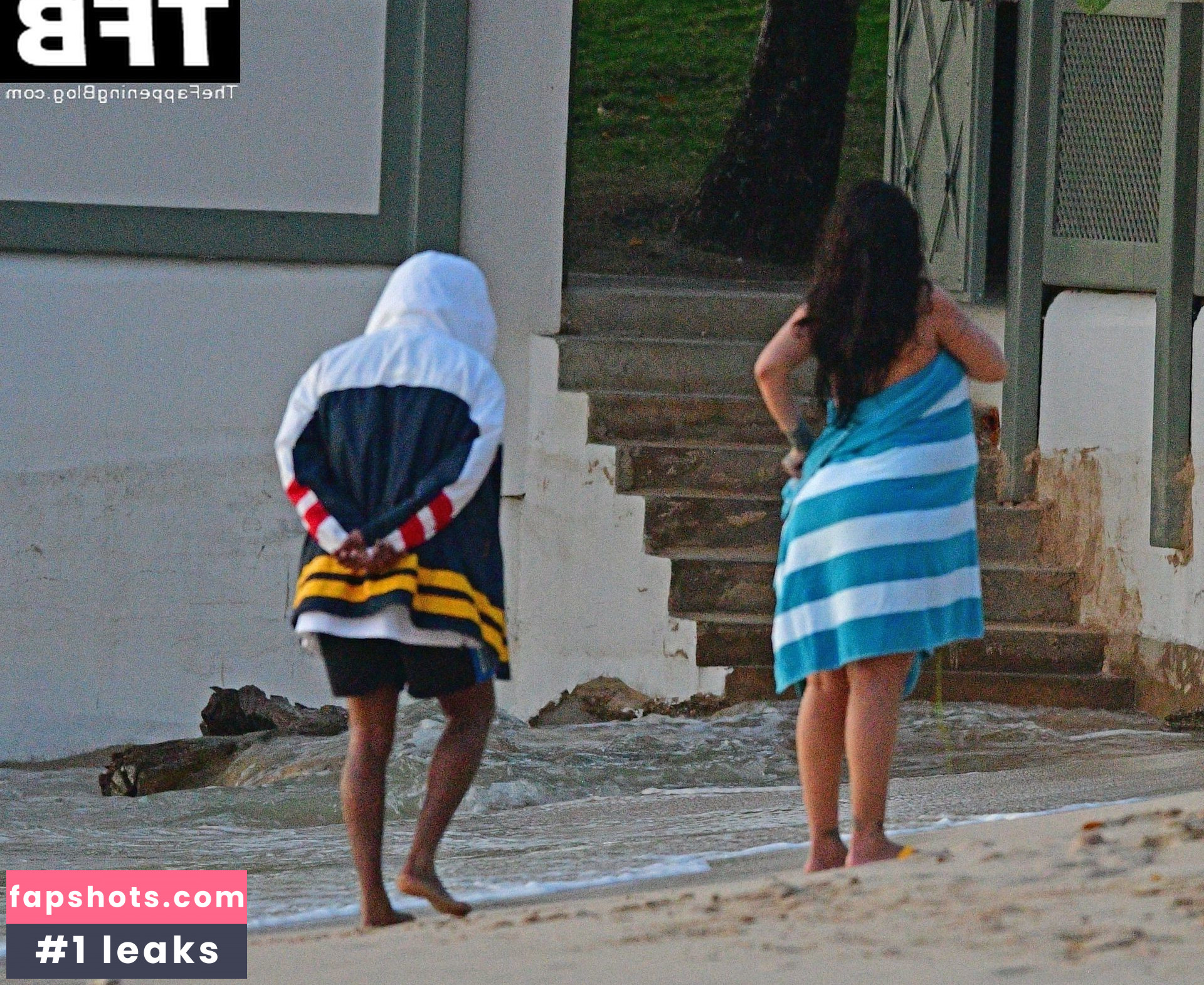 Rihanna gallery photo #1935